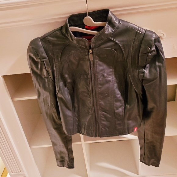 Faux leather coat - Picture 2 of 5